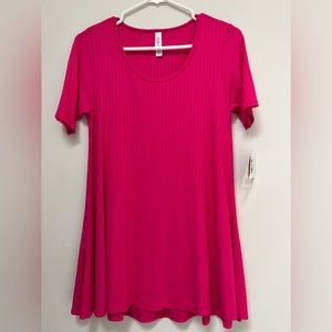 NWT LULAROE Perfect T
